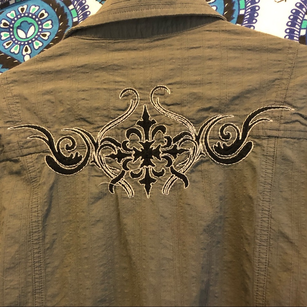 Men’s button down. - Picture 7 of 7